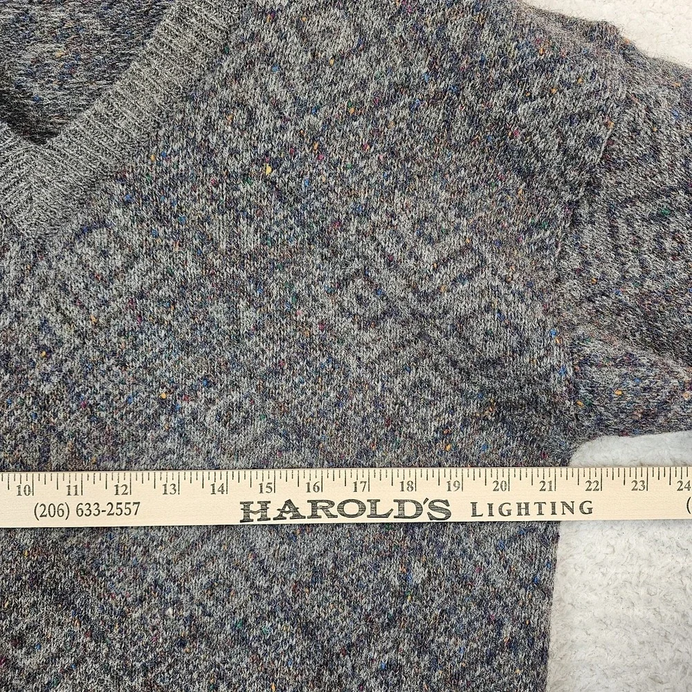 Vintage Christian Dior 100% Wool V-Neck Sweater Made In Hong Kong Size Large 80s